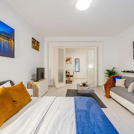 Del Mar Apartment Будапеща Екстериор снимка