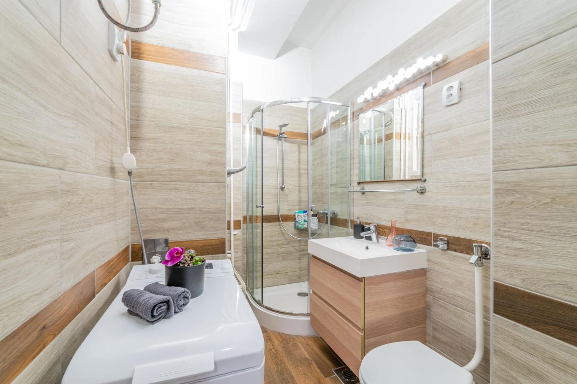 Del Mar Apartment Будапеща Екстериор снимка