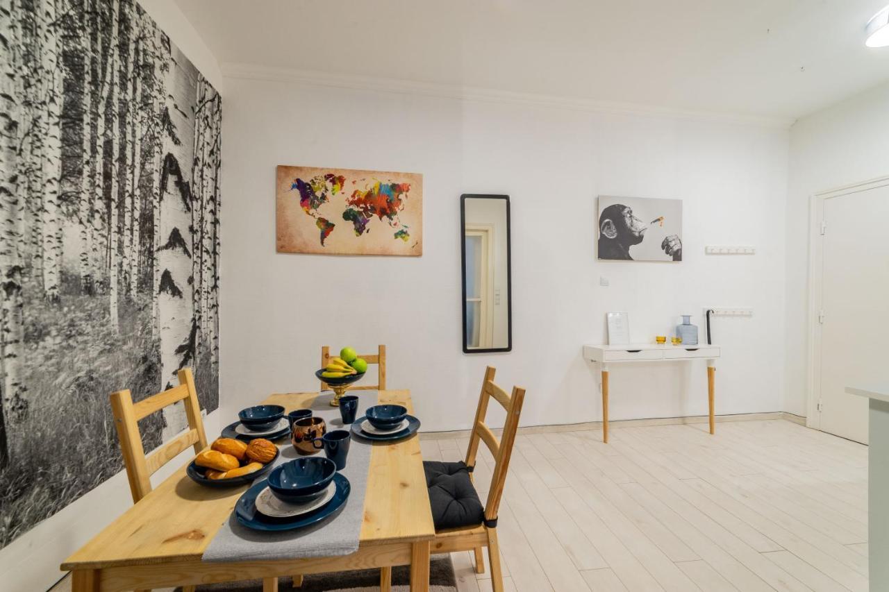 Del Mar Apartment Будапеща Екстериор снимка